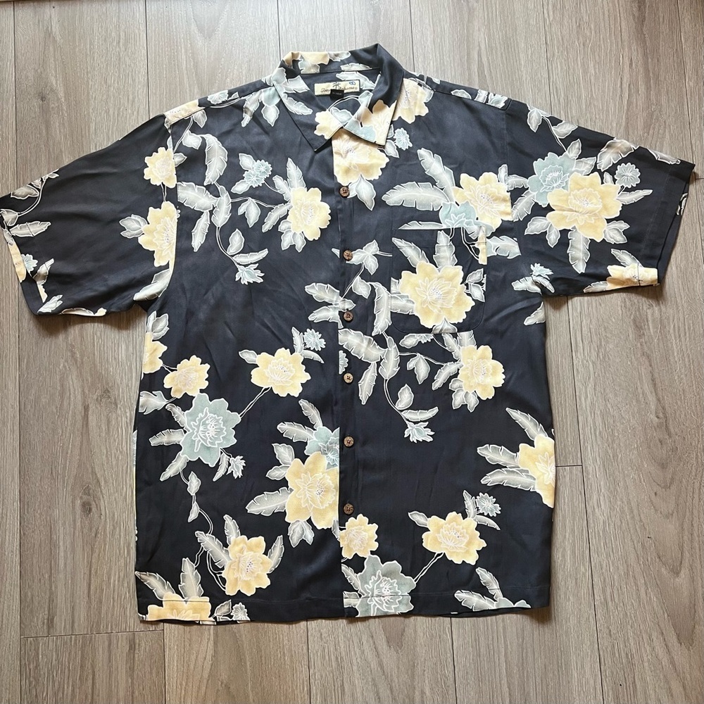 Mens Tommy Bahama Floral Hawaiian Camp Shirt Size Medium 100% Silk Short Sleeve - Picture 5 of 7